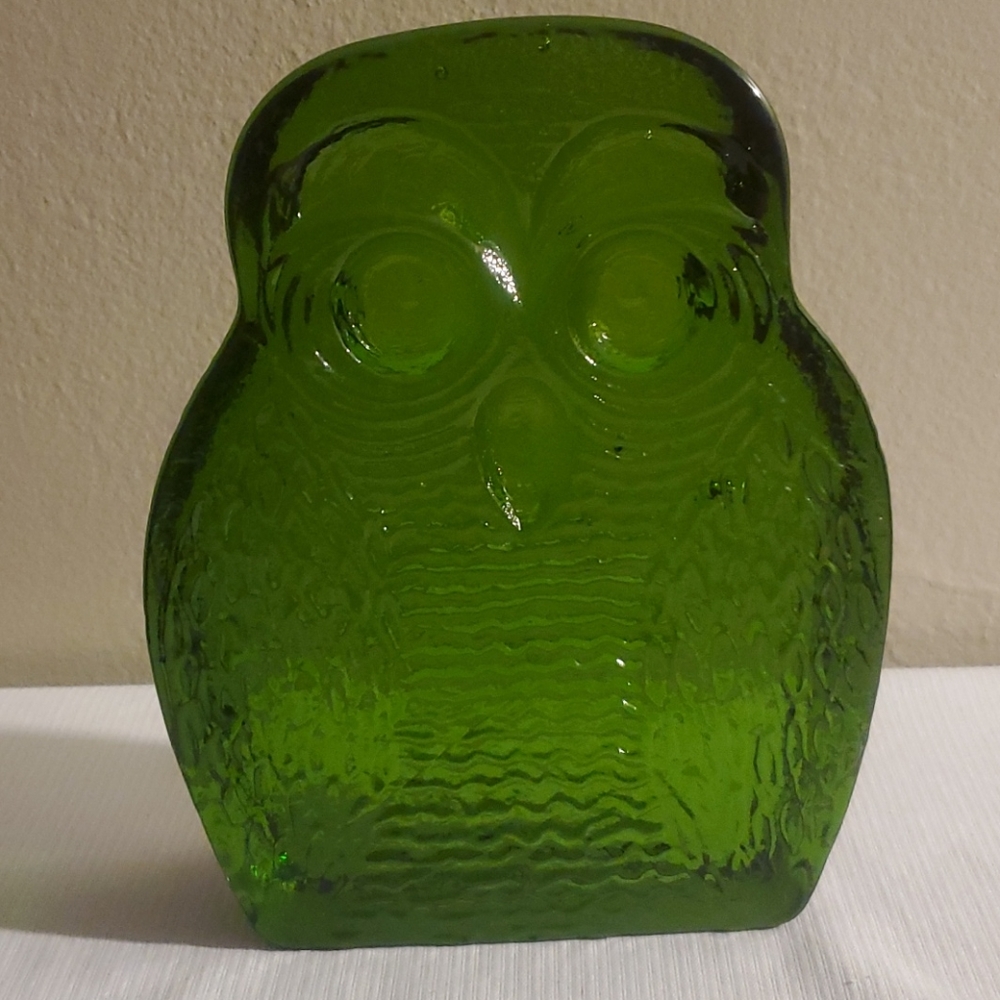 Vintage Blenko Green Glass Owl